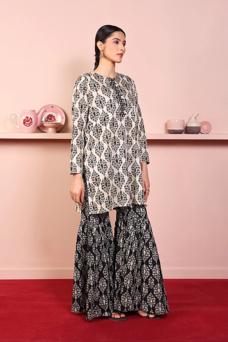 2-Piece Thappa Gharara Set - Image 3