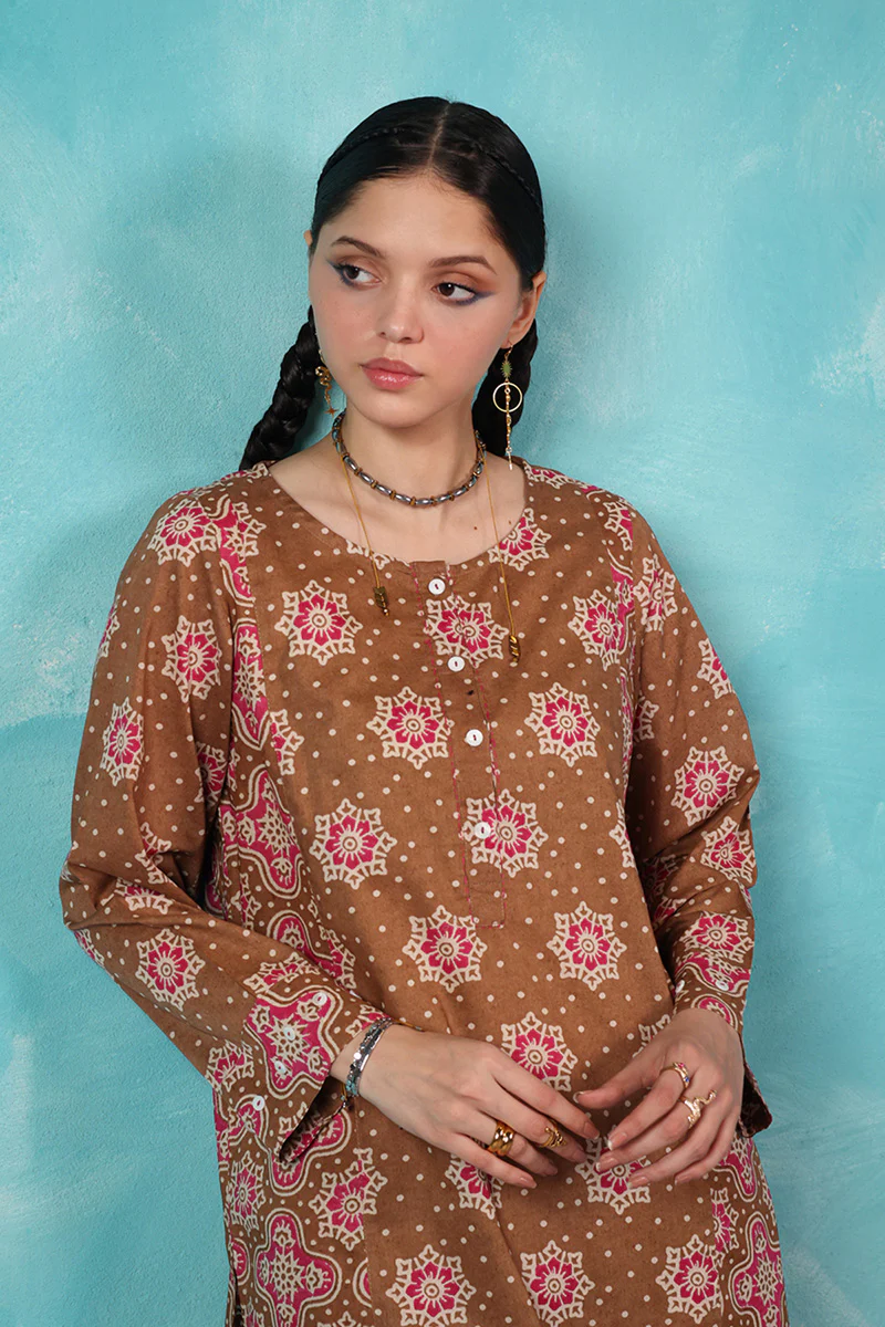 Rustic Dabu Ensemble - Image 6