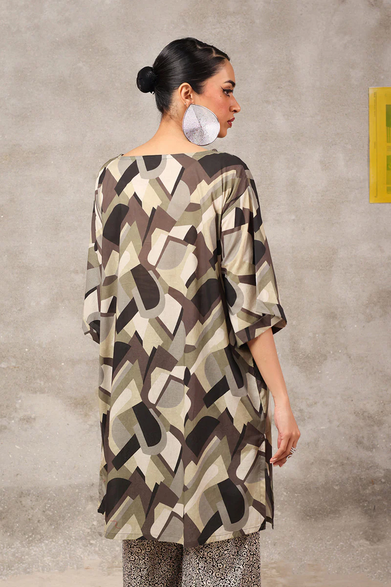 Abstract Retro Groove Top - Image 10