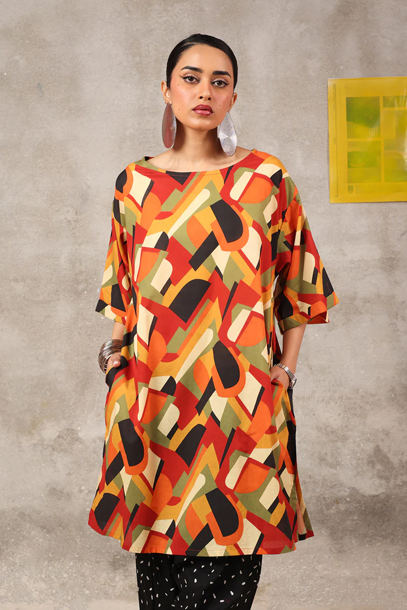 Abstract Retro Groove Top - Image 13