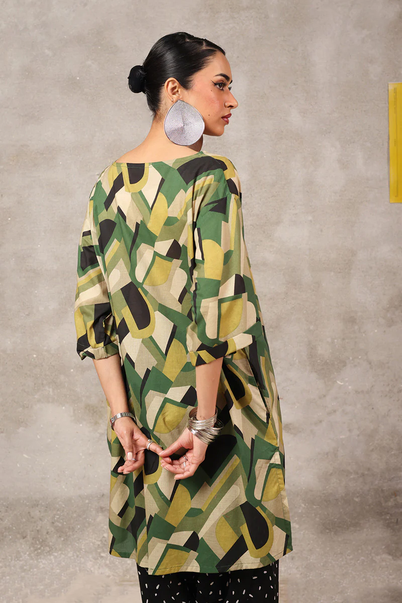 Abstract Retro Groove Top - Image 5