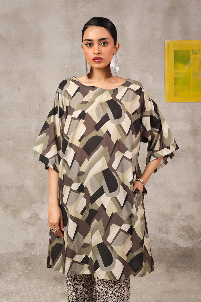 Abstract Retro Groove Top - Image 7