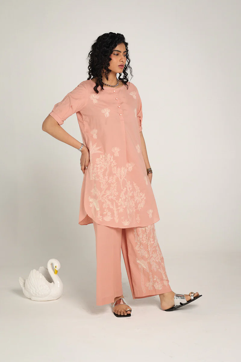 Bhaag-e-faras Suit - Image 4