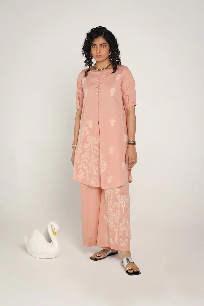 Bhaag-e-faras Suit - Image 6