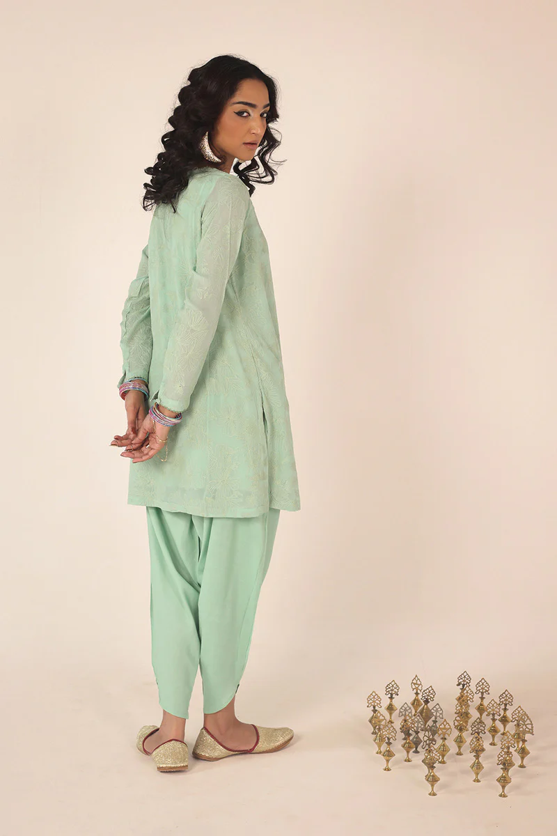 Efflorescence Tulip Ensemble - Image 11