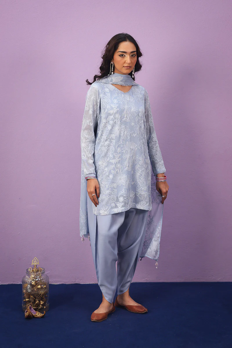 Efflorescence Tulip Ensemble - Image 6