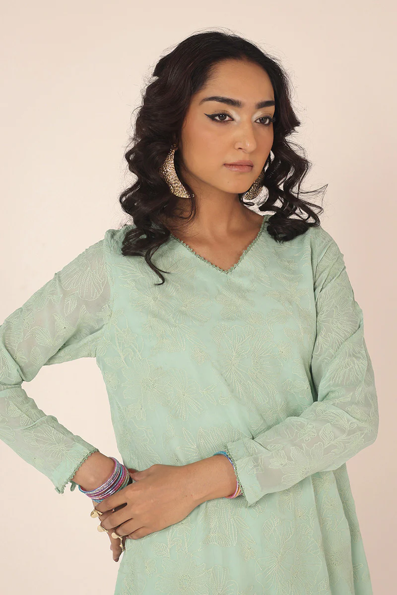 Efflorescence Tulip Ensemble - Image 9