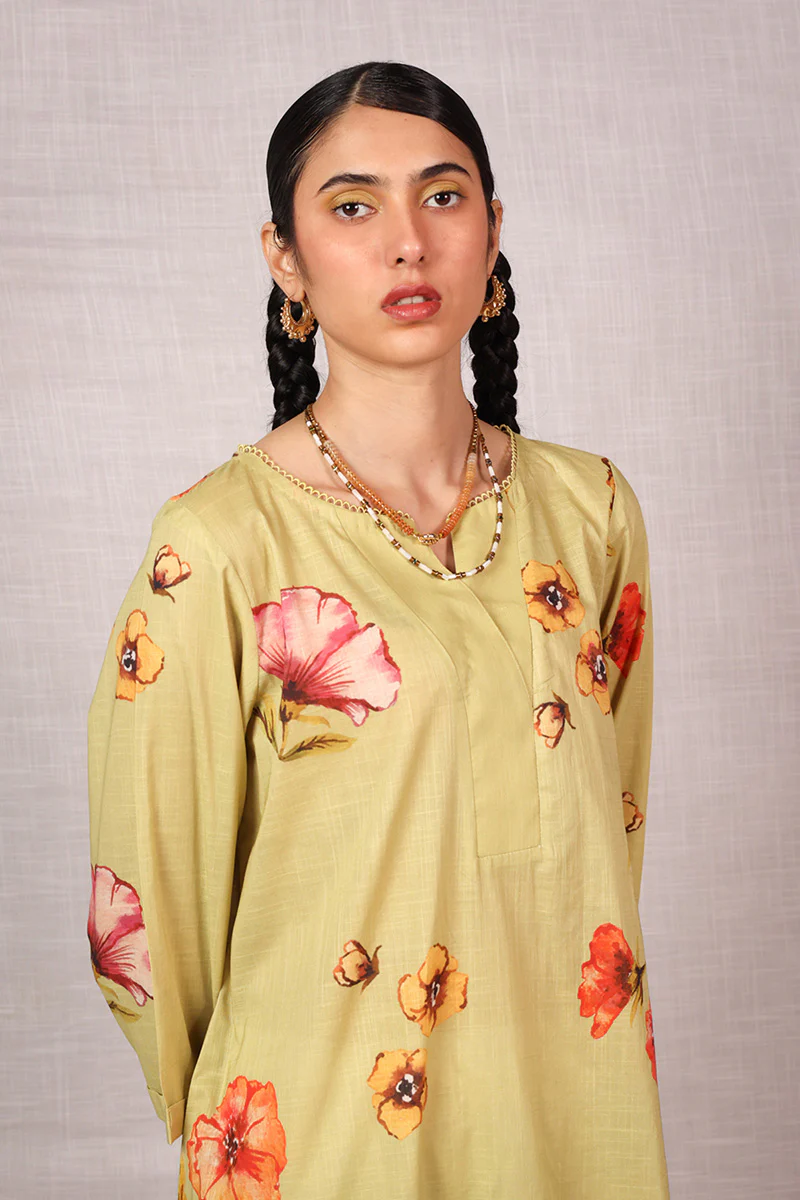 Infinite Desi Bloom Kurta - Image 4