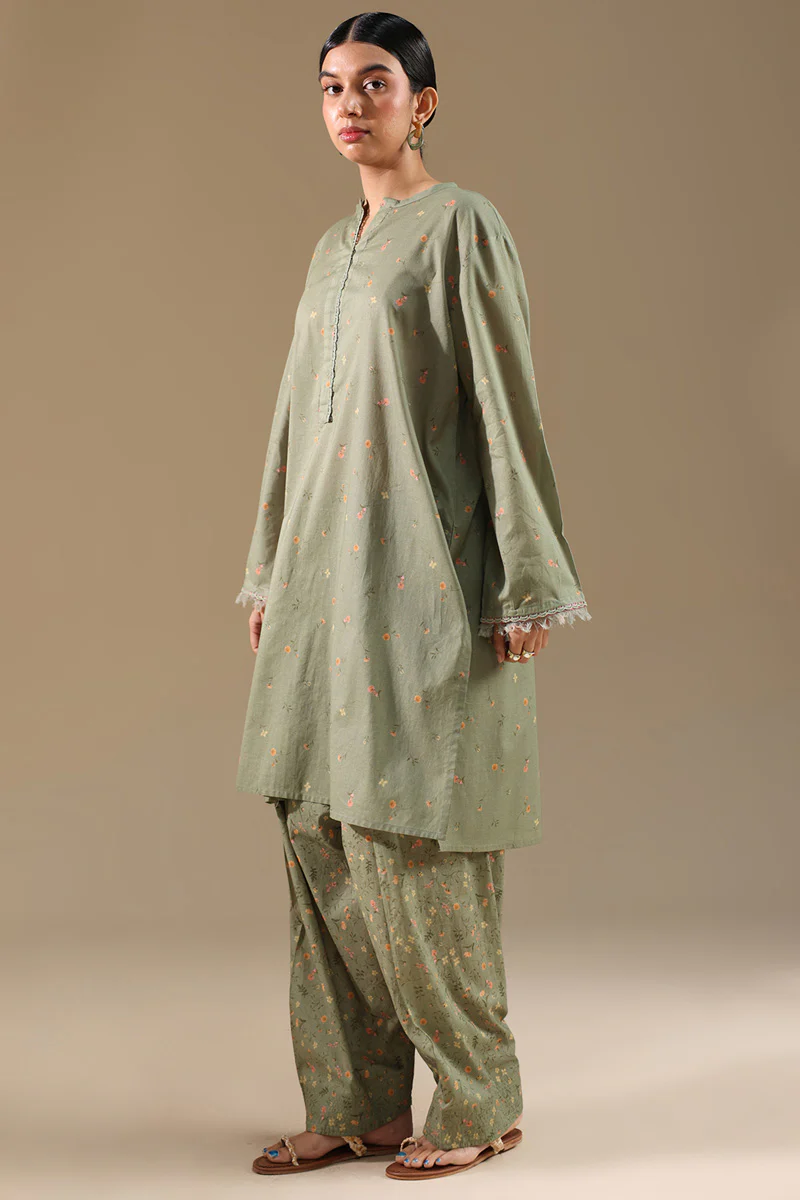 Ditsy Floral Fringe Set - Image 10