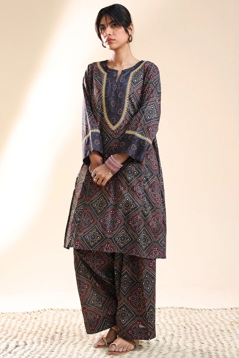 Chunari Gold weave Set - Image 11