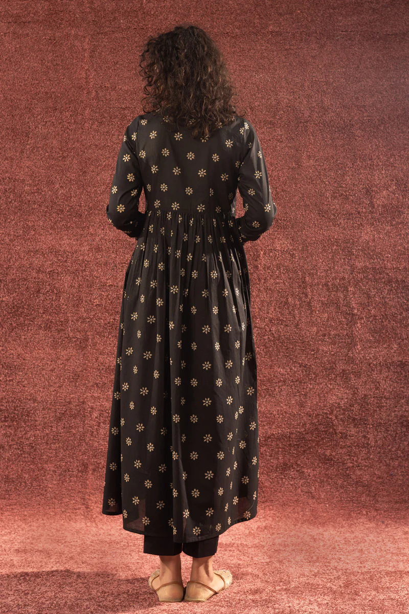 Naqsh Nur Flared Dress - Image 7