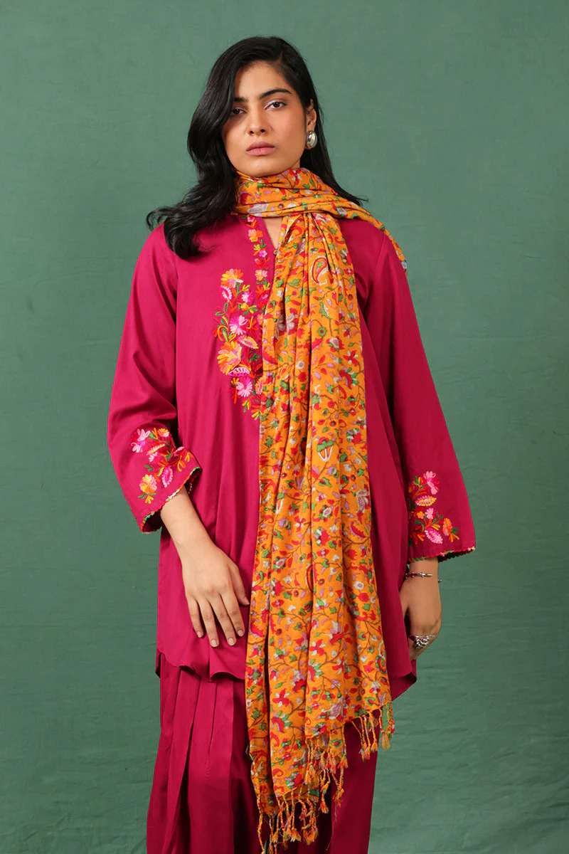 Timeless Textiles Shawl - Image 7
